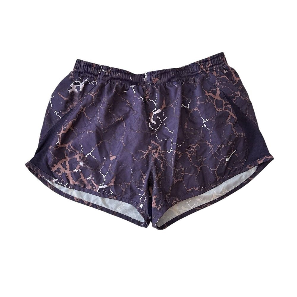 Nike Running Shorts Women Medium Purple Liner Athleisure Athletic Gym Outdoor